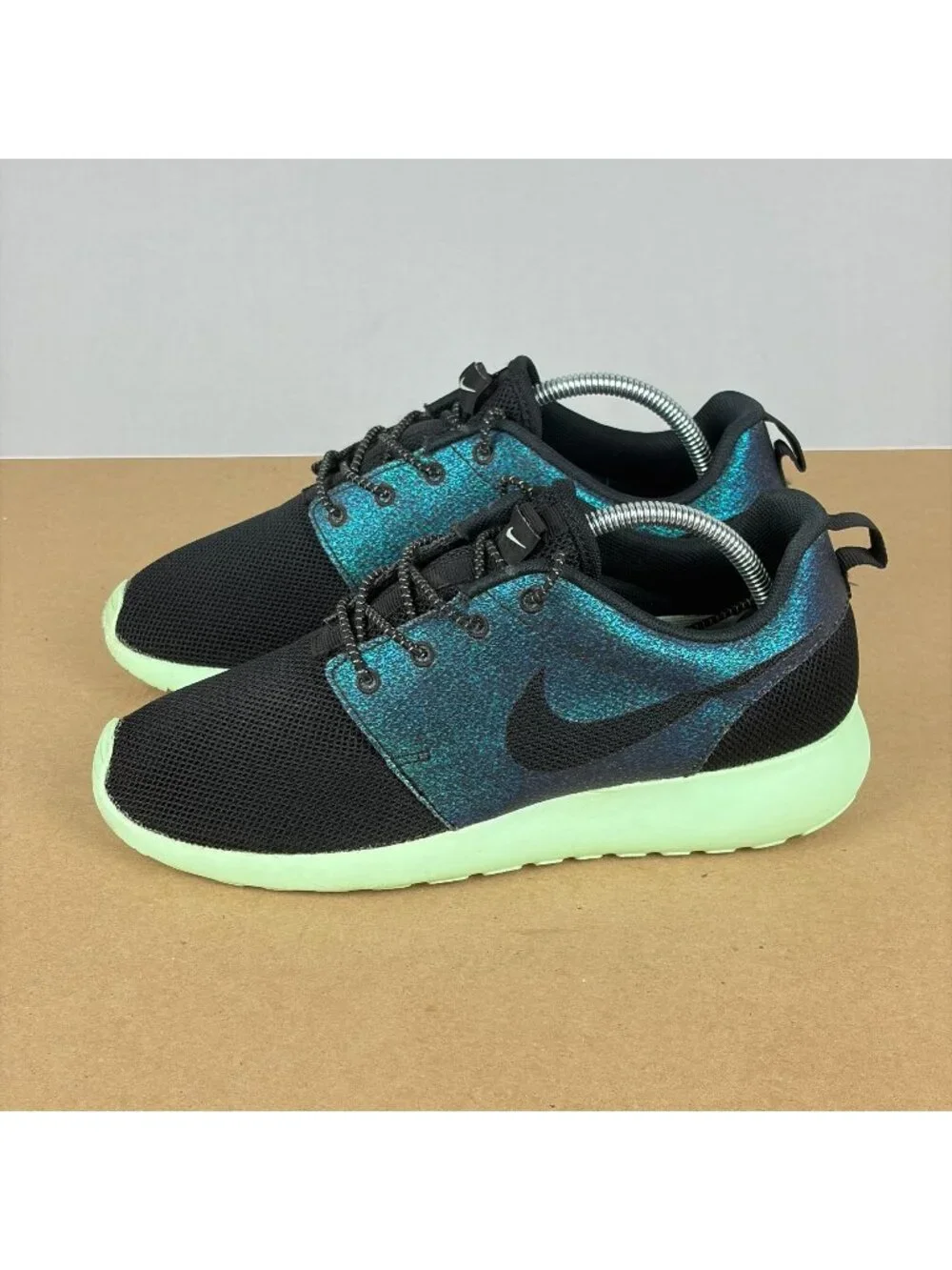 Nike Roshe Run Teal Vapor Iridescent Athletic Shoes Womens 7 Blue Black Green